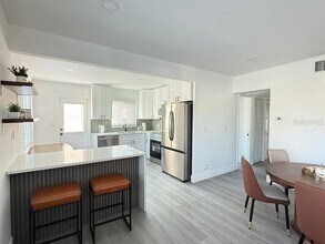 4026 Indianapolis St NE in St. Petersburg, FL - Building Photo - Building Photo