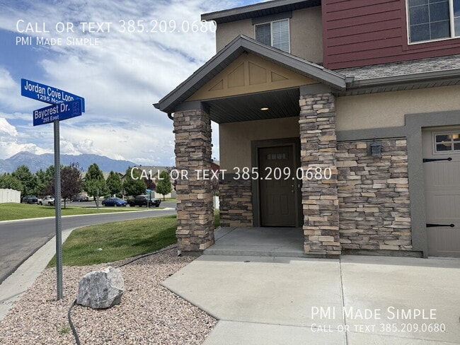 property at 1282 Baycrest Dr