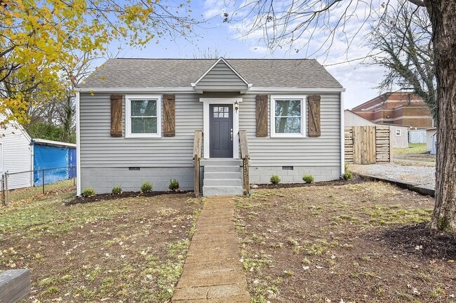 1215 Emmett Ave in Nashville, TN - Building Photo - Building Photo