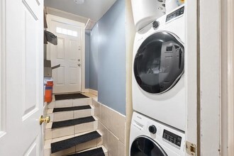 12 Springer St in Boston, MA - Foto de edificio - Building Photo