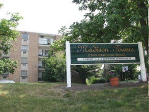 Madison Towers in Cincinnati, OH - Foto de edificio - Building Photo