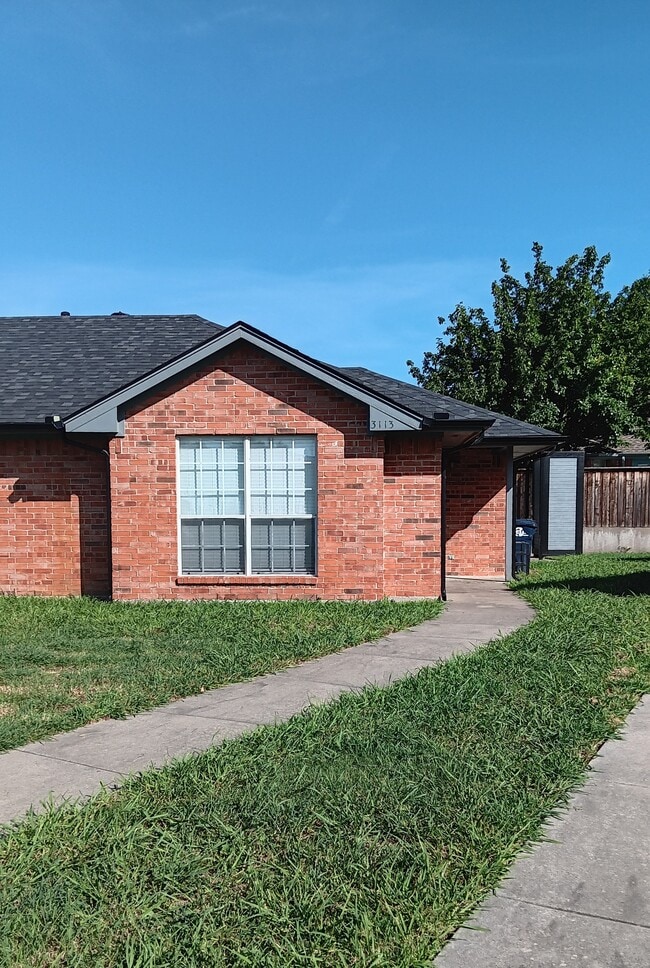 property at 3113 Inglewood St