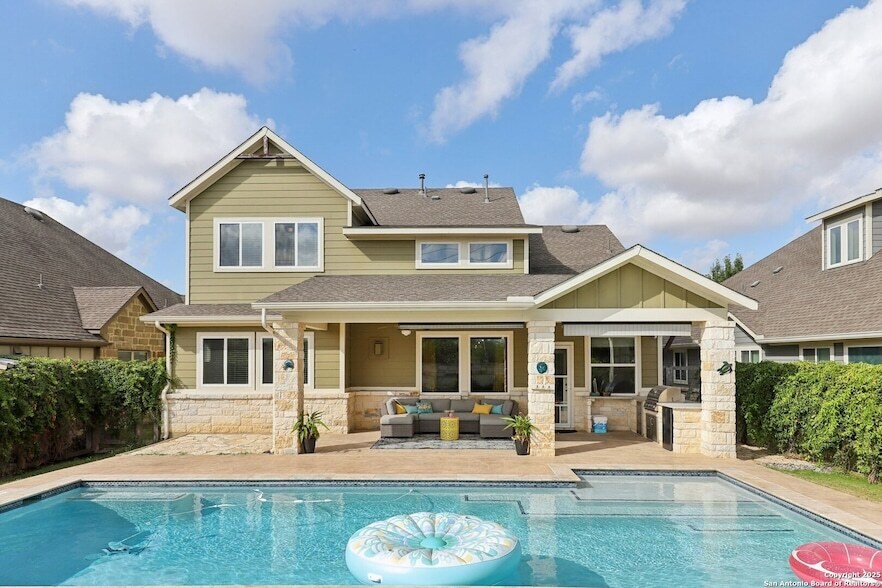 8732 Stackstone in Schertz, TX - Building Photo