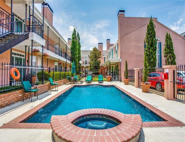 3208 Cole Ave in Dallas, TX - Foto de edificio