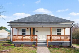 62 Fourth St. in Cramerton, NC - Building Photo