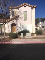 4698 E Laurel Ave in Gilbert, AZ - Building Photo