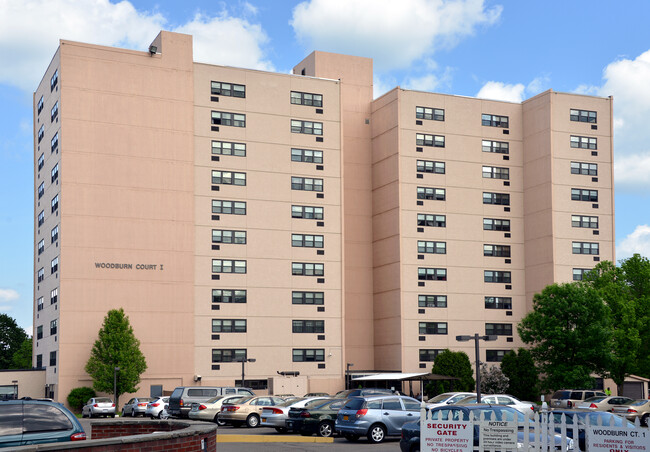 Woodburn Court in Binghamton, NY - Building Photo - Building Photo