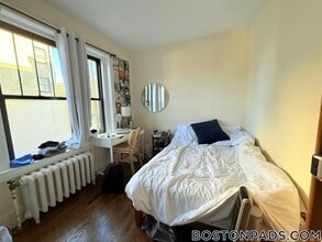 452 Park Dr, Unit 4 in Boston, MA - Building Photo - Building Photo