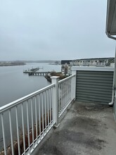 8206 Secluded Cove Ln in Baltimore, MD - Building Photo - Building Photo