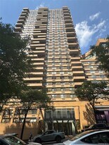 275 W 96th St in New York, NY - Building Photo