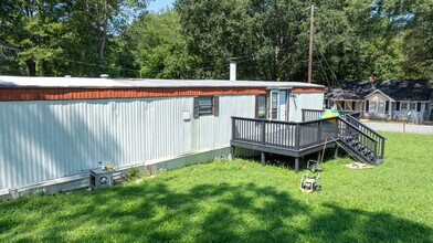 1009 Mebane St in Mooresville, NC - Building Photo - Building Photo