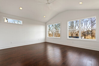 2302 14th Ave N in Nashville, TN - Foto de edificio - Building Photo