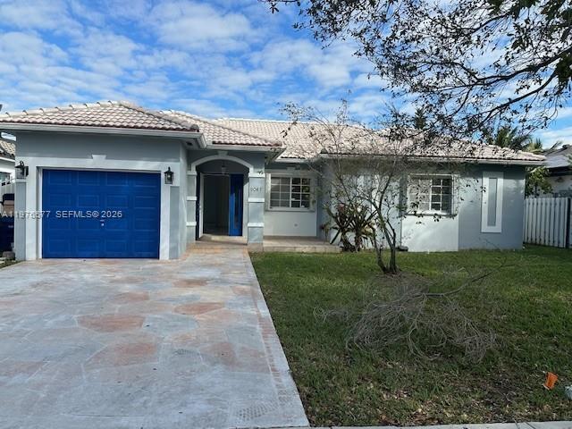 9047 NW 169th St in Miami Lakes, FL - Building Photo