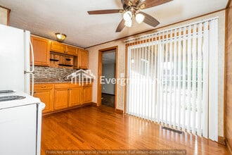 3594 Rockledge Dr in Columbus, OH - Building Photo - Building Photo