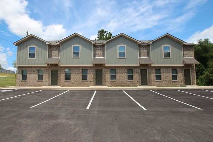 1214 Brad Cir in Lindale, TX - Building Photo