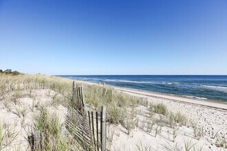 713 Daniel's Lane in Sagaponack, NY - Building Photo - Building Photo