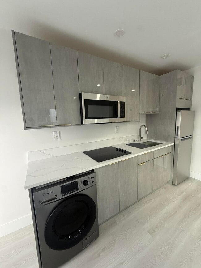 property at 5909 S Dixie Hwy