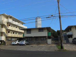 1671 Citron St in Honolulu, HI - Building Photo - Building Photo