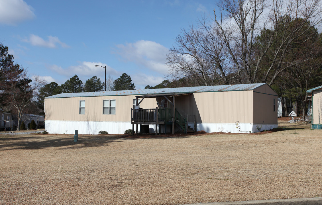 Gwinnett Estates in Loganville, GA - Building Photo