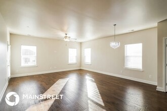 1009 Ellington Dr in Gallatin, TN - Foto de edificio - Building Photo