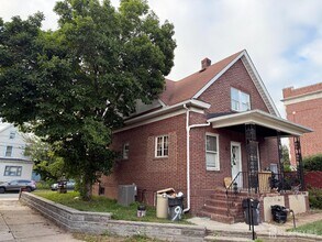 90 Pershing Ave in Carteret, NJ - Building Photo - Building Photo