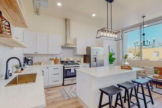 223 Sierra Dr SE in Albuquerque, NM - Building Photo - Building Photo