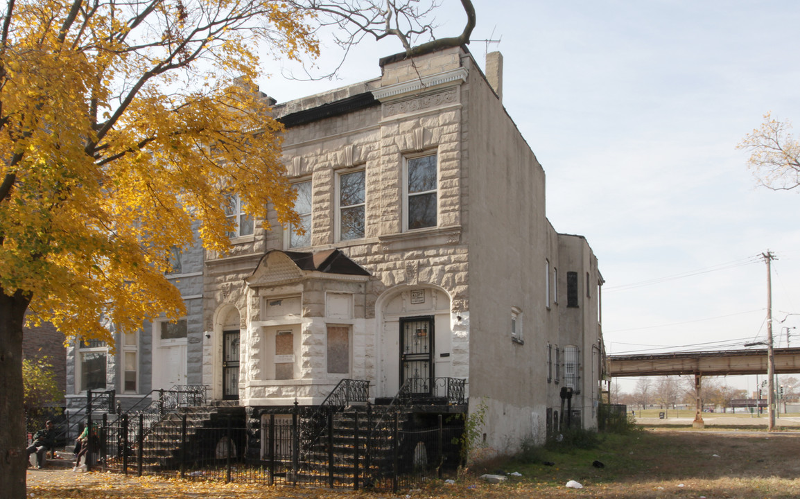 3708-3710 S Wabash Ave in Chicago, IL - Building Photo