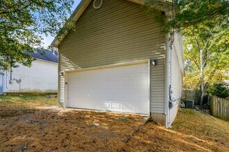 1822 Jefferson Ave in Louisville, KY - Foto de edificio - Building Photo