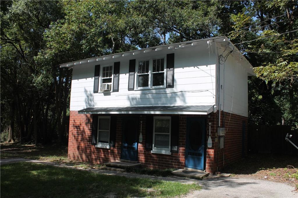 2305 Hillwood Dr E in Mobile, AL - Building Photo