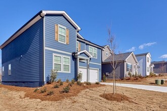 5160 Un Hts Wy in Flowery Branch, GA - Building Photo - Building Photo