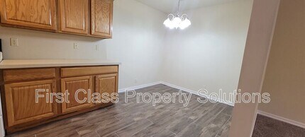 1130 N Gardner Ave in Oklahoma City, OK - Building Photo - Building Photo