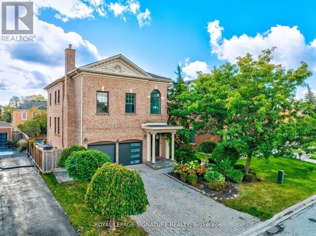 property at 4 Kittredge Ct