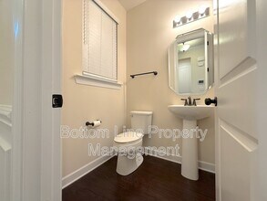 5688 Garrow Glen Rd in Charlotte, NC - Building Photo - Building Photo