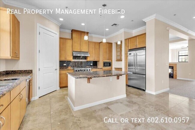 7297 N Scottsdale Rd in Paradise Valley, AZ - Building Photo - Building Photo