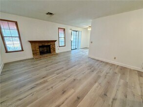 6619 W Tropicana Ave in Las Vegas, NV - Building Photo - Building Photo