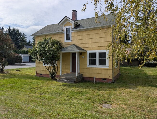516 Maple Ave in La Conner, WA - Building Photo - Building Photo