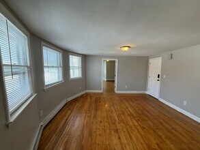 682 Beech St in Manchester, NH - Foto de edificio - Building Photo