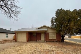 5102 39th St in Lubbock, TX - Building Photo