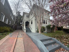 4133 Lakeshore Ave in Oakland, CA - Building Photo - Building Photo