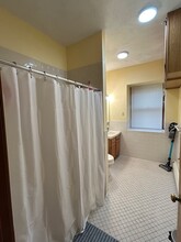 30 Cedar St, Unit 2 in Boston, MA - Building Photo - Building Photo