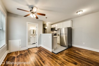 4810 Live Oak St-Unit -Apt 7 in Dallas, TX - Foto de edificio - Building Photo