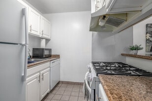 Country Village Apartments in Gainesville, FL - Building Photo