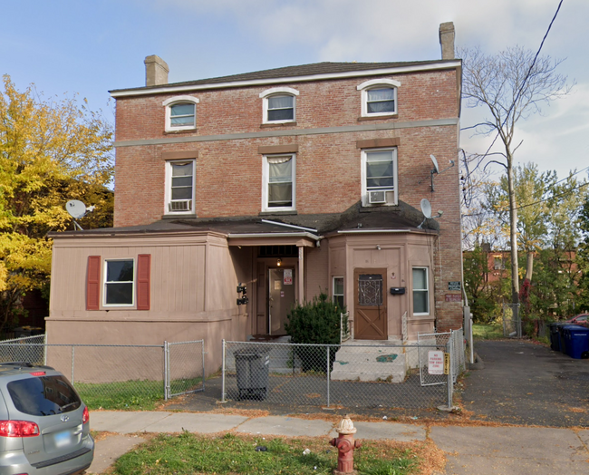 86 Edwards St in Hartford, CT - Building Photo - Building Photo