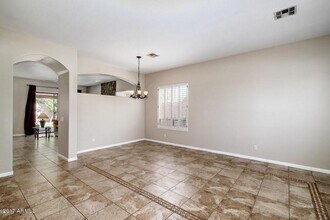 16810 N 62nd Pl in Scottsdale, AZ - Building Photo - Building Photo