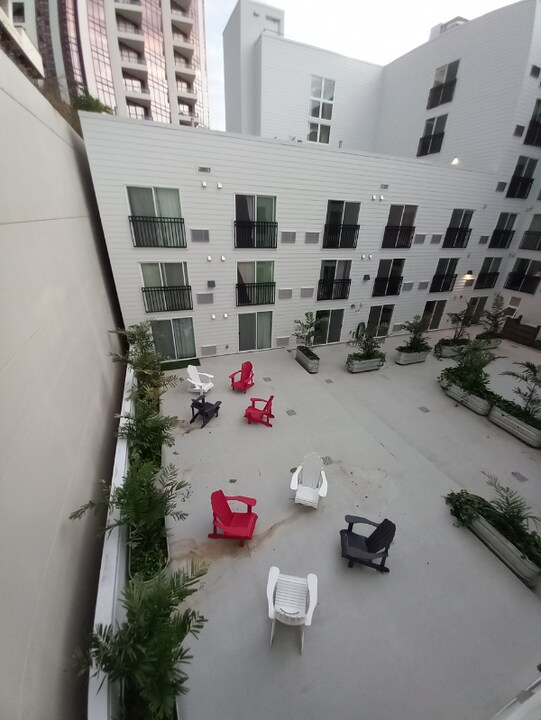 803 Waimanu St in Honolulu, HI - Building Photo