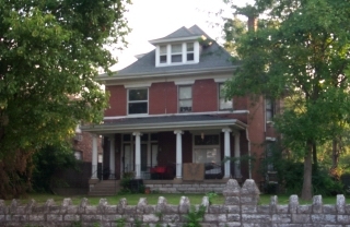 1921 Frankfort Ave in Louisville, KY - Building Photo