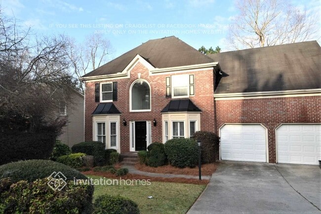 1055 River Overlook Dr NW