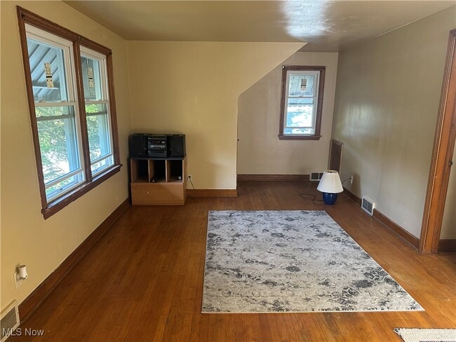 property at 644 W Judson Ave