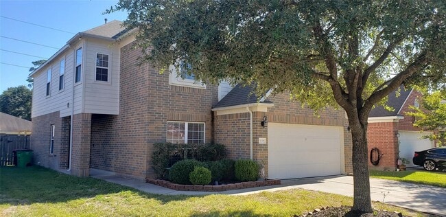 property at 5038 Forest Hurst Dr