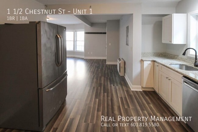 property at 1 1/2 Chestnut St